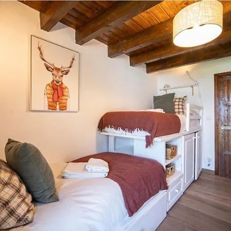 Chalet Casa Catania-acogedora Casa Con Impresionantes Vistas-fibra Optica